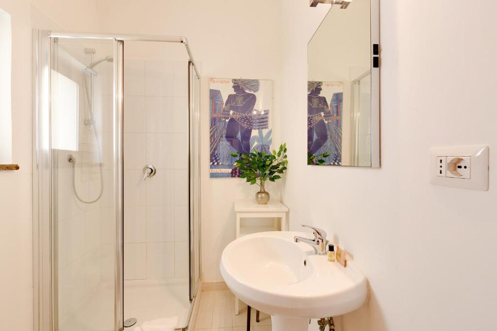 Rome as you feel - Luxury Cappellari Apartment - image 5