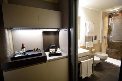 Quirinale Luxury Rooms - image 18