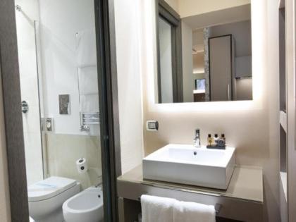 Quirinale Luxury Rooms - image 4