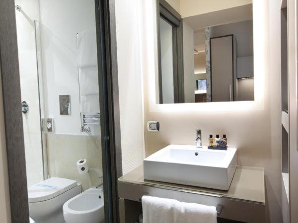 Quirinale Luxury Rooms - image 4