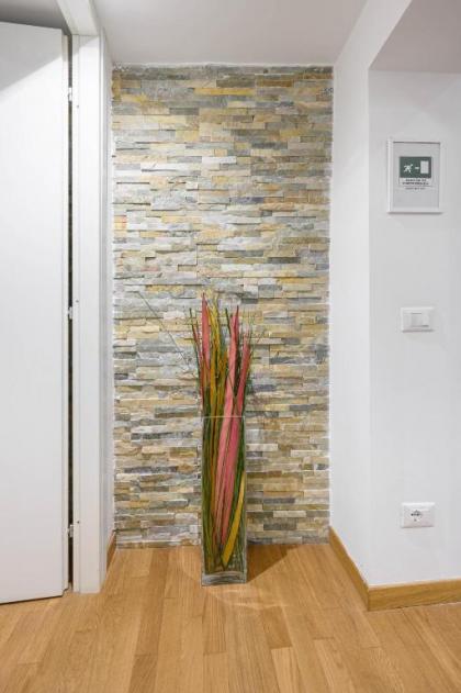 Navona & Pantheon Cozy Apartment - image 10