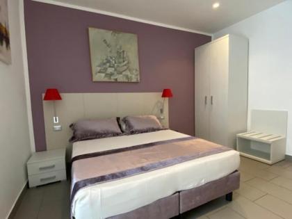 Trevi Palace Hotel - image 1