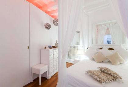 Piazza Navona White Penthouse - image 12