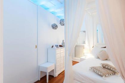 Piazza Navona White Penthouse - image 13
