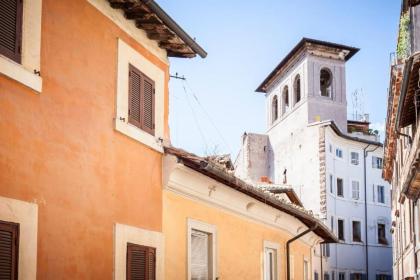 Piazza Navona White Penthouse - image 16