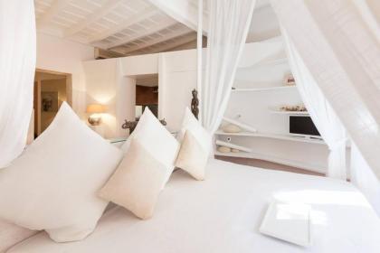 Piazza Navona White Penthouse - image 19