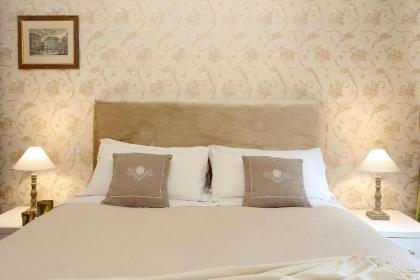 Casa Ponte Sisto Guesthouse - image 9