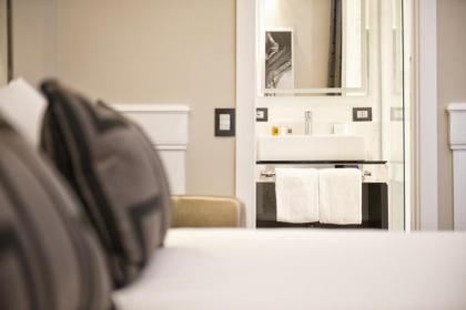 The Independent Suites - image 18