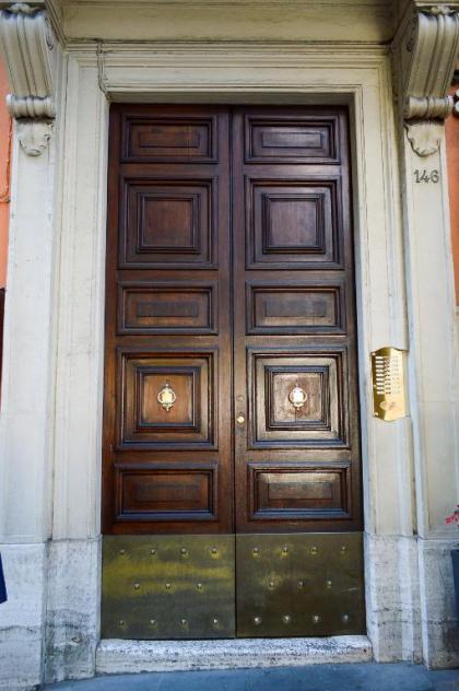 Relais At Via Veneto - image 16