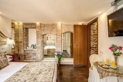 Pantheonview - Luxury Suites - image 14