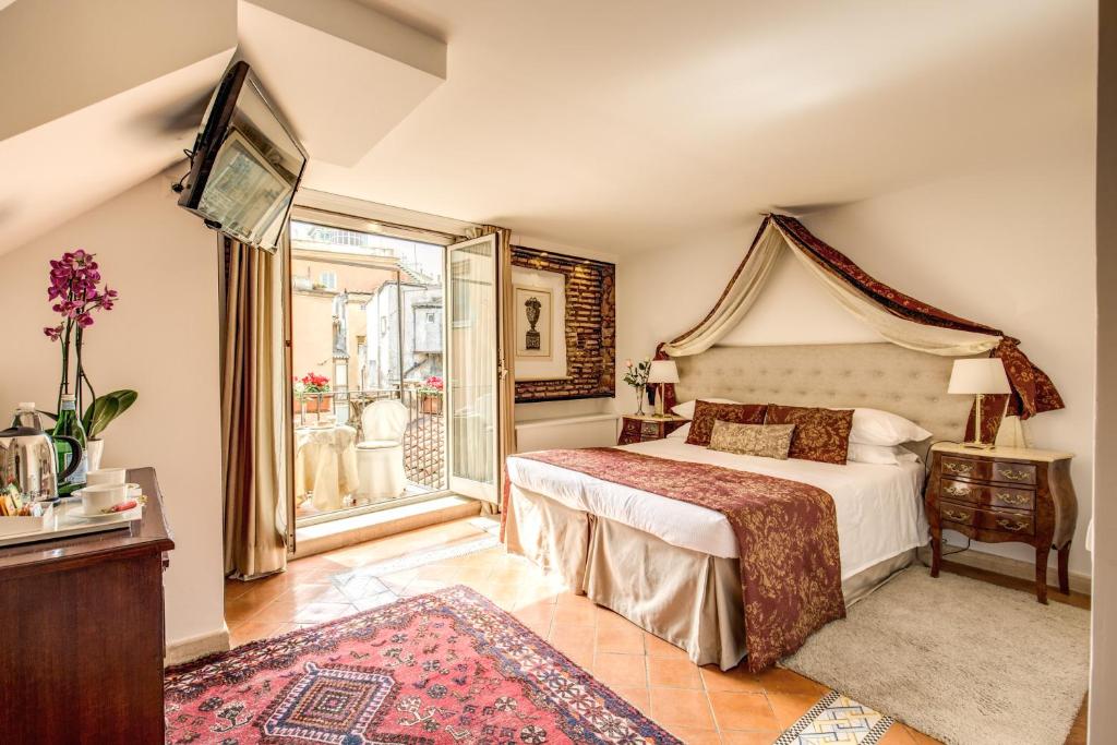 Pantheonview - Luxury Suites - image 2