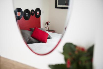 Grammy Suite - image 15