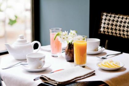 The Fifteen Keys Hotel - image 9