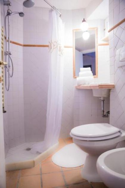 Campo De Fiori Apartment - image 12
