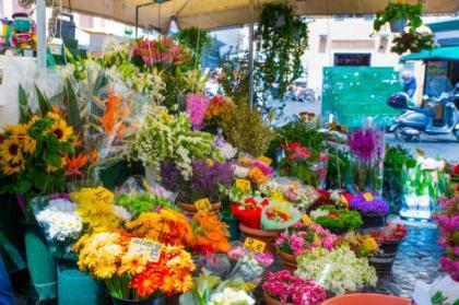 Campo De Fiori Apartment - image 20