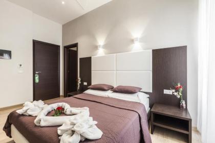 Stardust Rome - image 3