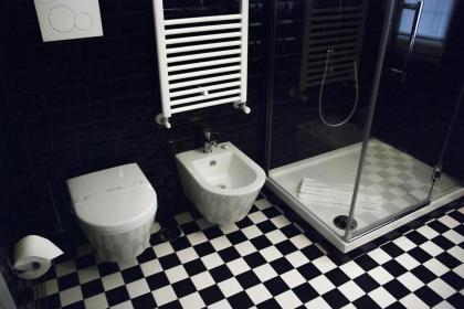 App Leoncino Design Apartment in Rome - image 11