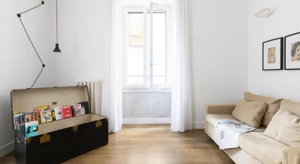 App Leoncino Design Apartment in Rome - image 6