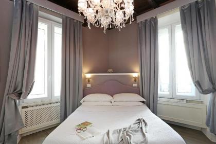 Piazzetta de' Monti Suites - image 10