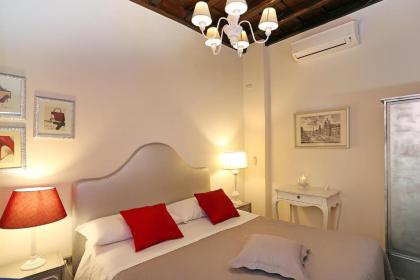 Piazzetta de' Monti Suites - image 16