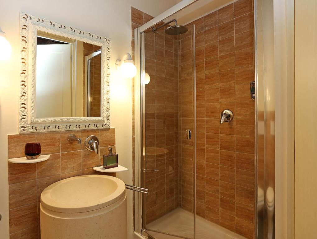 Piazzetta de' Monti Suites - image 3