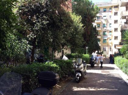WhatsHouse Roma - image 12