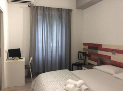 WhatsHouse Roma - image 8