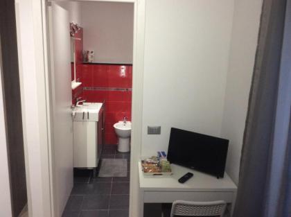 WhatsHouse Roma - image 9