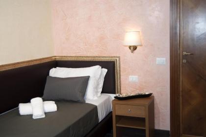 Guest's Heaven - image 12