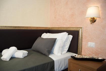 Guest's Heaven - image 16