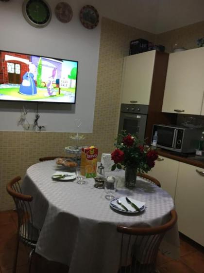 Sofia Holiday Home - image 18
