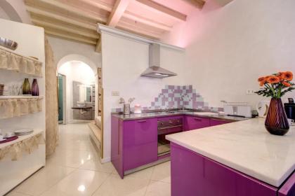 Trastevere Romantic - image 20