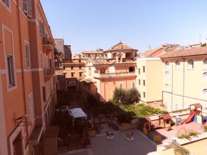 Dnb House Hotel - image 10