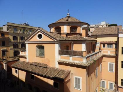 Dnb House Hotel - image 15