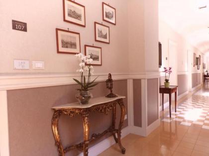 Dnb House Hotel - image 16
