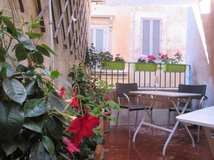 Trevi Elegance Suite - image 18