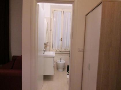 Trevi Elegance Suite - image 20