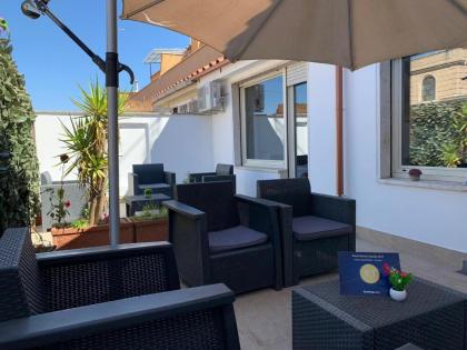 Rome Apartment with terrace Autonomous