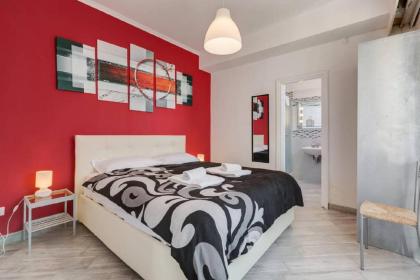 Rome Apartment with terrace Autonomous - image 2