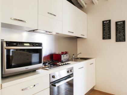Spanish Steps Luxury Penthouse - image 19