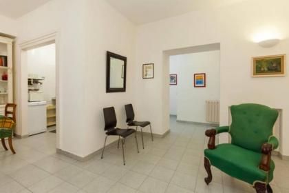 Vatican Apartment - image 17