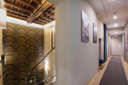 Giuturna Boutique Hotel - image 9