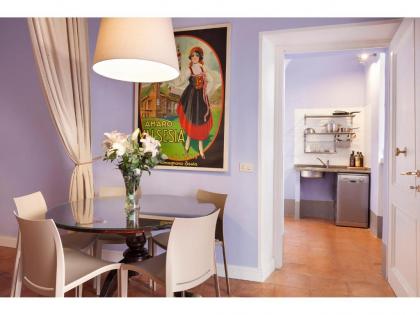 Apartment Via Farina - image 4