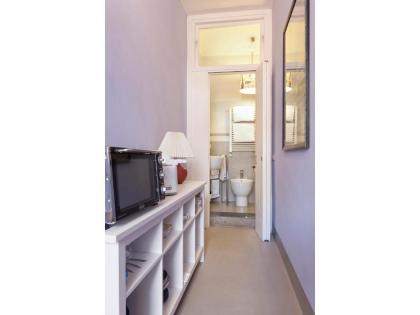 Apartment Via Farina - image 5