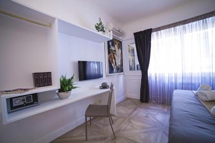 Vatican Luxury Home - image 11