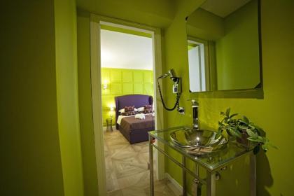 Vatican Luxury Home - image 15