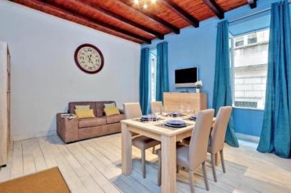 Piazza Navona Lovely Apartment - image 10