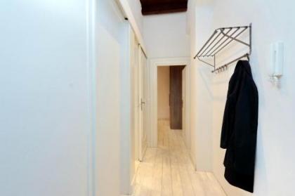 Piazza Navona Lovely Apartment - image 13