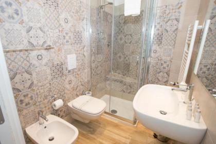 Leonardo Da Vinci Guest House - image 12