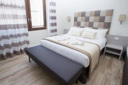 Leonardo Da Vinci Guest House - image 9